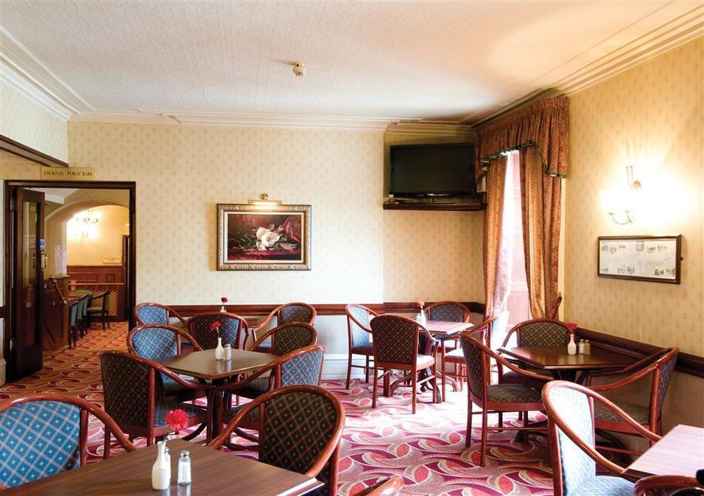 Burnett Arms Hotel Banchory Restaurant photo