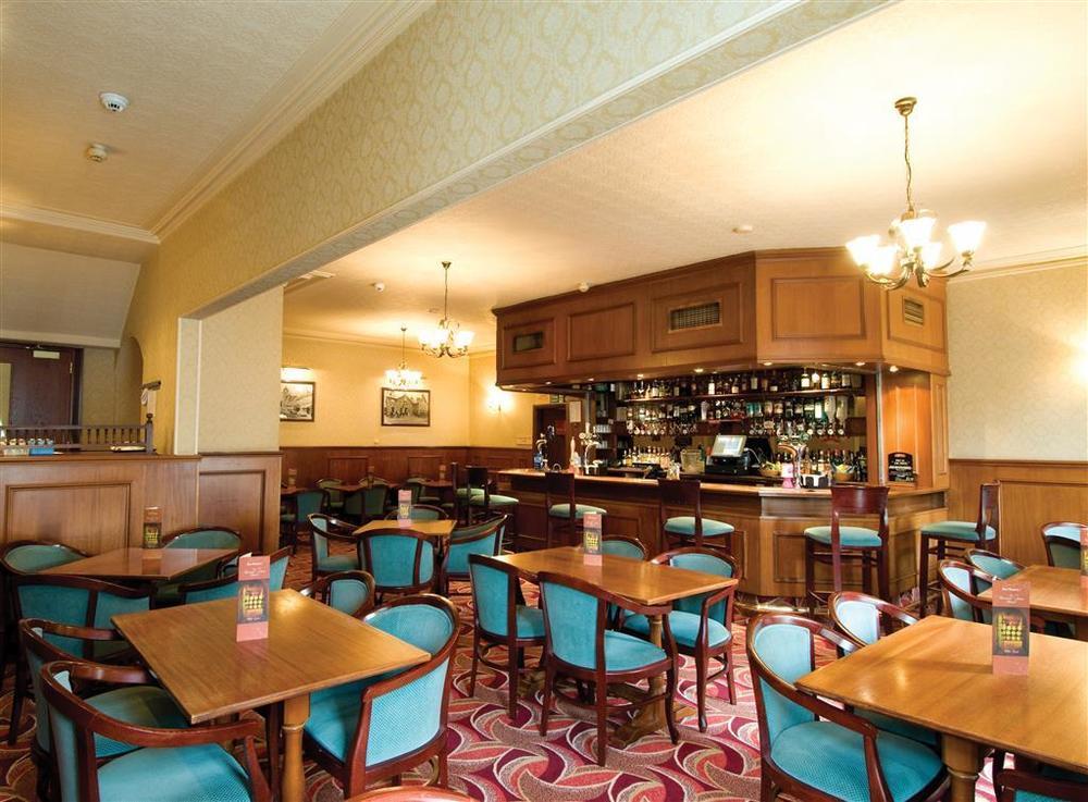 Burnett Arms Hotel Banchory Restaurant photo